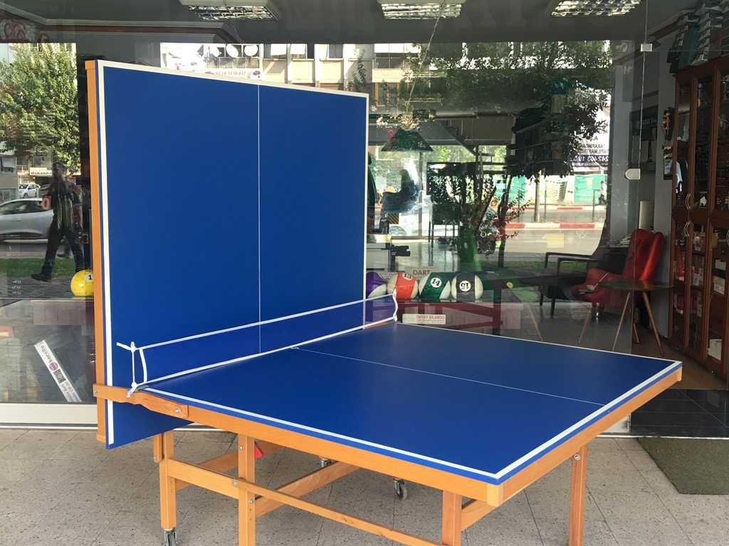 Ahşap Ayaklı Tenis Masası